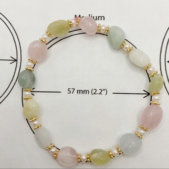 Nature Morganite Crystal with pearl bracelet - Picture 7 of 9